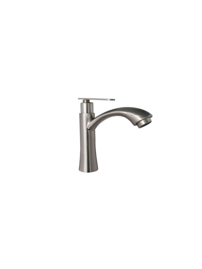 LLAVE BAJA AGUA FRIA